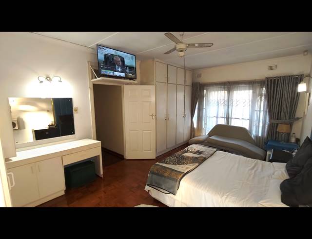 4 BEDROOM HOUSE FOR SALE IN DAWNCLIFFE